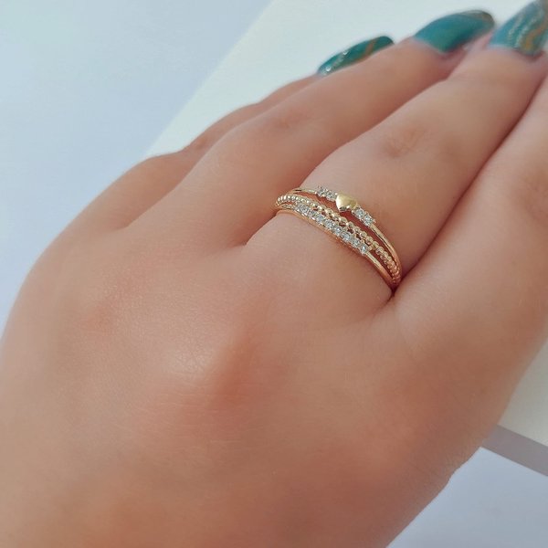 01 anel feminino folheado a ouro tres fios com zirconia e coracao 16
