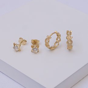 01 dupla de brincos folheado a ouro argola e flor com zirconia