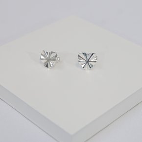 238335 brinco folheado a prata brinco coracao brinco feminino brinco pequeno brinco delicado semijoia hipoalergenica brinco moderno