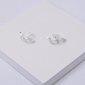 244726 brinco folheado a prata brinco com filetes torcidos brinco prata feminino brinco leve prata brinco moderno