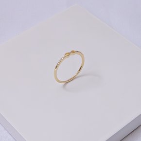 01 anel folheado a ouro zirconias e infinito ralifla