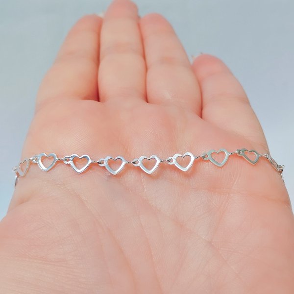 03 tornozeleira folheada a prata coracoes vazados delicada